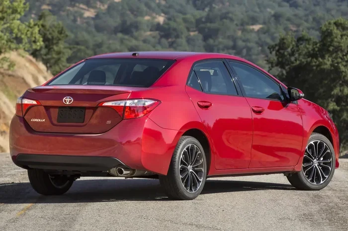 How Much Is a 2015 Toyota Corolla Worth Today