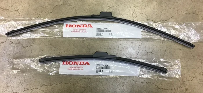 How to Replace Windshield Wiper Blades Honda CR-V Easily