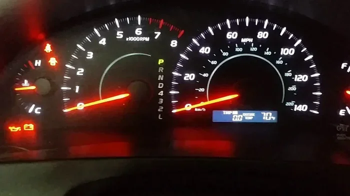 How to Reset a Maintenance Light on a Toyota Camry