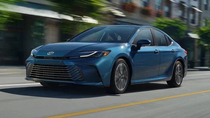 Are All Toyota Camrys Hybrids The Truth About This Car
