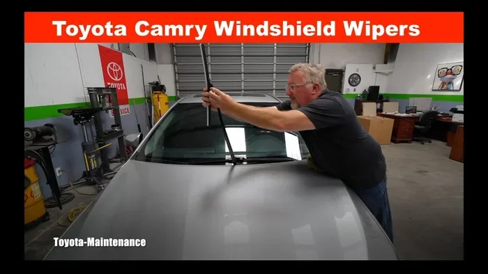 How to Replace Windshield Wipers Toyota Camry Easy Guide