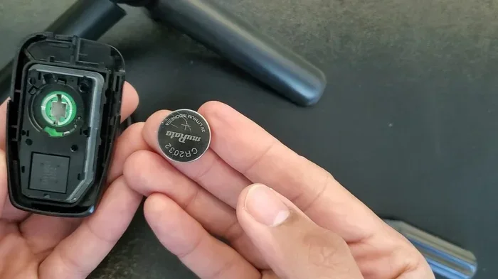 How to Replace a Toyota Key Fob Battery Step by Step Guide
