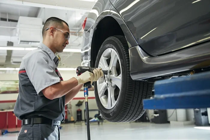 How Much Do Toyota Mechanics Make In 2026