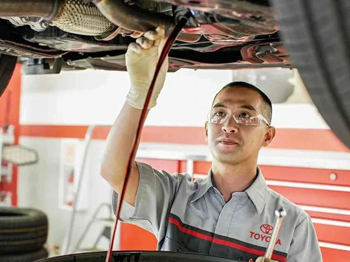 How Much Does Toyota Charge For An Oil Change Today