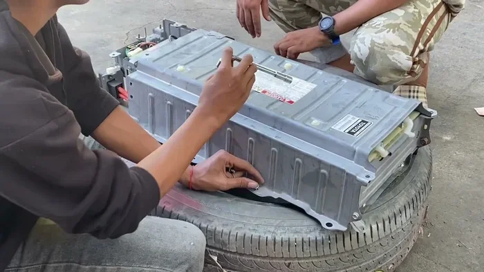How Much Is a Toyota Prius Battery Cost for Replacement Today