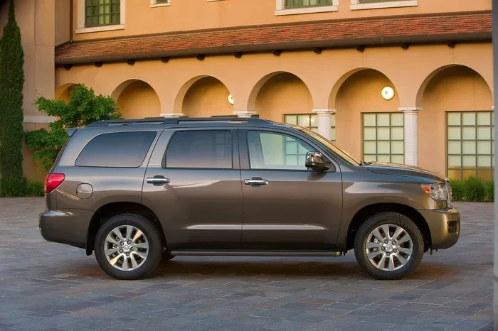 How Long Is Toyota Sequoia Full Vehicle Length Guide