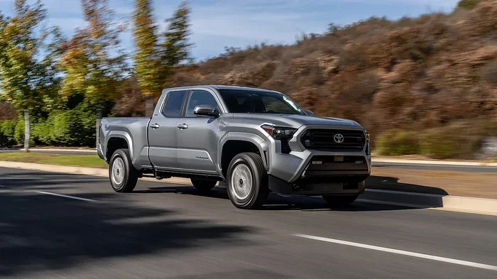 What Is the Gas Mileage of a Toyota Tacoma Real World
