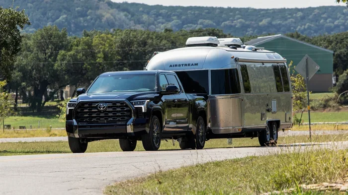 How Much Can a Toyota Tundra Pull Find Out Now