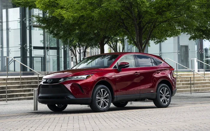 Why Did Toyota Discontinue The Venza Explained Clearly